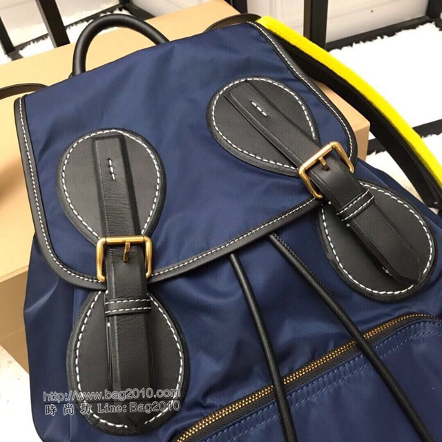 Burberry專櫃新款雙肩包 巴寶莉大號緝明線軍旅背包  db1142